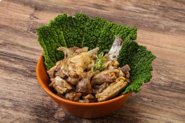 Kavanozda baharatlı kuzu eti