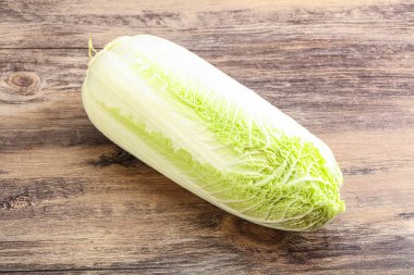 Pişirmek için taze taze Çin lahanası.