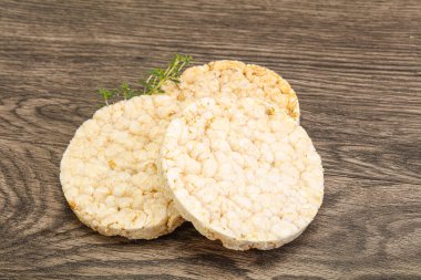 Vejetaryen için diyet çıtır ekmek yığını