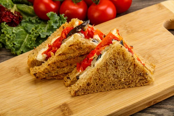 Clubul Vegetarian Sandwich Vinete Brânză — Fotografie, imagine de stoc