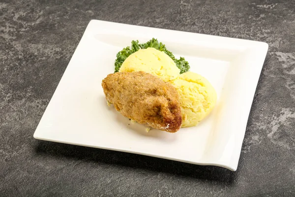 Crispy Chicken Cutlet Minced Meat Mashed Potato — Stock Photo, Image