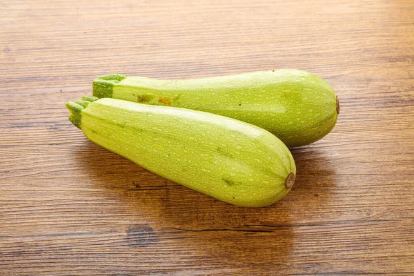 Due Giovani Zucchine Succose Cucinare — Foto Stock