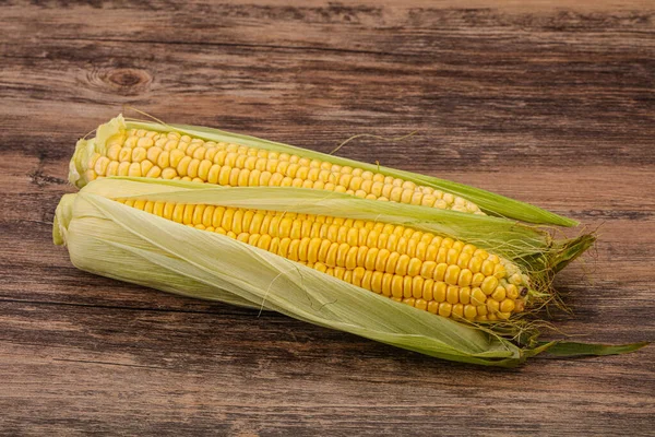 Vegan Cuisine Ripe Sweet Young Corn — Stock Photo, Image