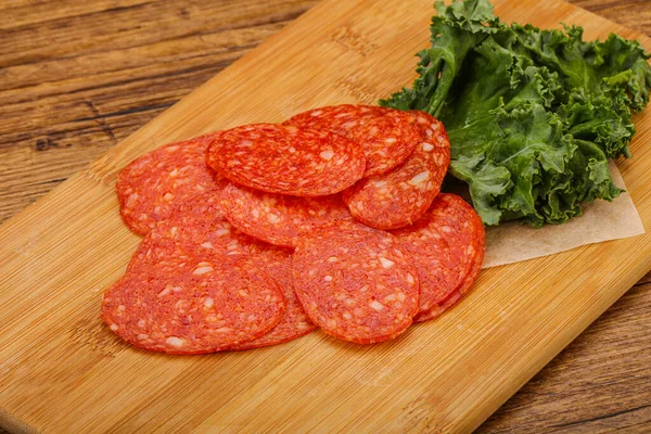 Talyan Spycy Pepperoni Sosis Dilimleri — Stok fotoğraf