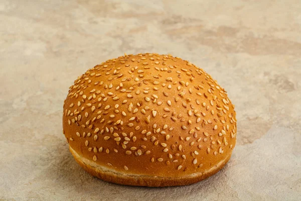 Friss Burger Zsemle Szezámmaggal — Stock Fotó