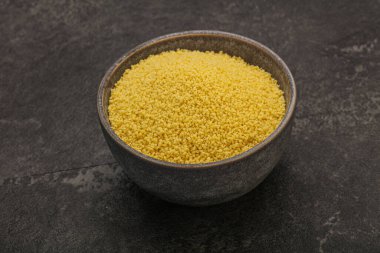 Yemek pişirmek için klozette çiğ öksürük yığını