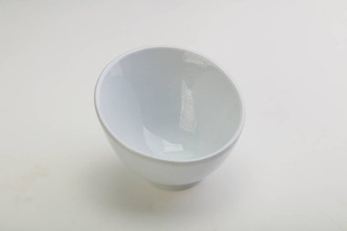 İzole edilmiş servis için beyaz leke kasesi