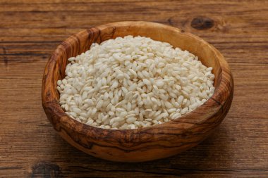 Risotto için çiğ İtalyan arborio pilavı