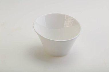 İzole edilmiş servis için beyaz leke kasesi