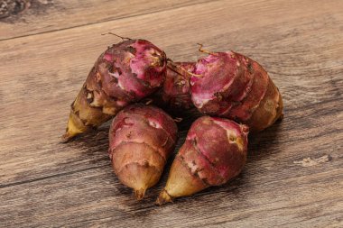 Vegan suisine - Çiğ top inambur kökü veya Kudüs enginarı