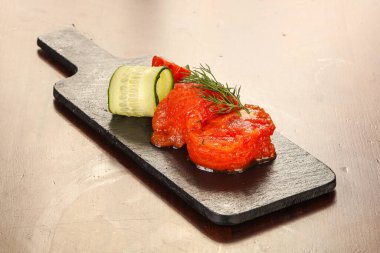 Izgara domatesli bisküvi.