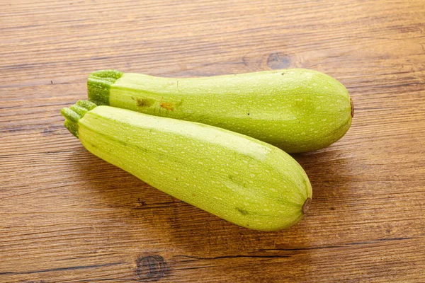 Dos Calabacines Jugosos Jóvenes Para Cocinar — Foto de Stock