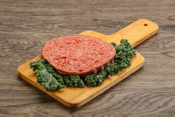 Raw Beef Burger Cutlet Grill Burger — Stock Photo, Image