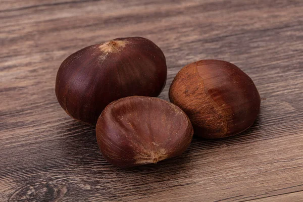 Organic Natural Doce Cru Chestnut Heap — Fotografia de Stock