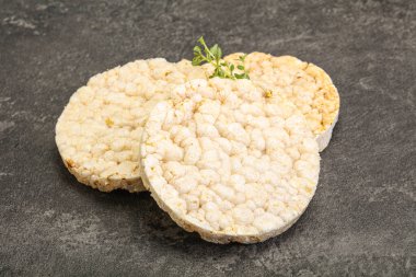 Vejetaryen için diyet çıtır ekmek yığını