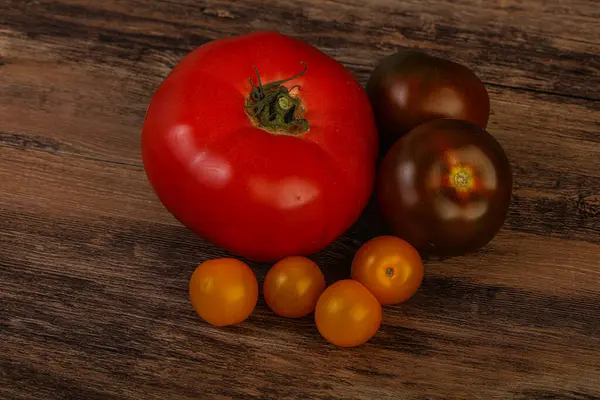 Mistura Madura Tomate Vermelho Amarelo Cumato — Fotografia de Stock