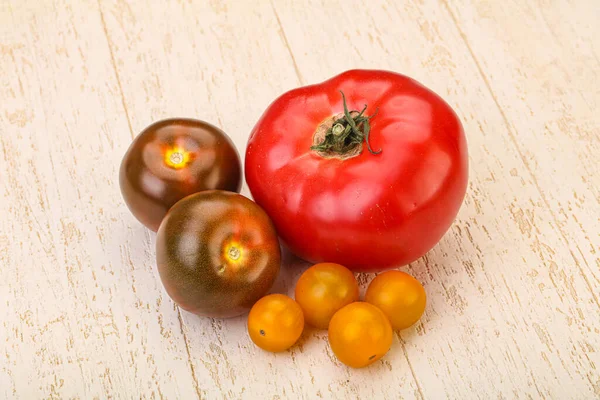 Mistura Madura Tomate Vermelho Amarelo Cumato — Fotografia de Stock