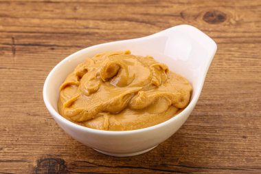 Fıstık ezmeli atıştırmalık