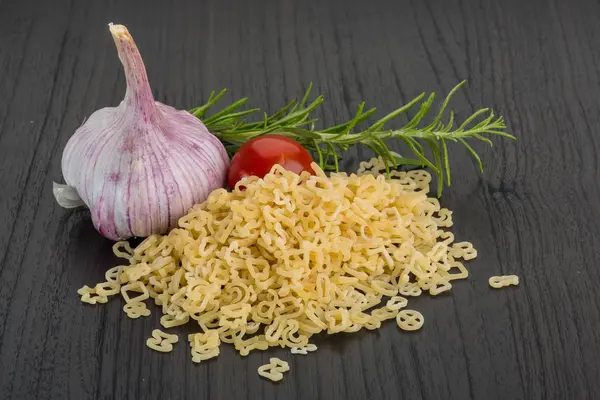 Pasta per bambini crudi — Foto Stock