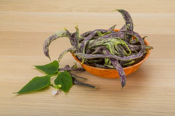 Bohnen mit Blatt — Stockfoto