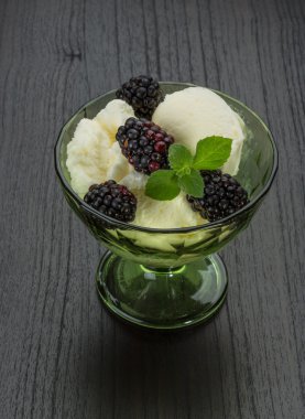 blackberry ile dondurma