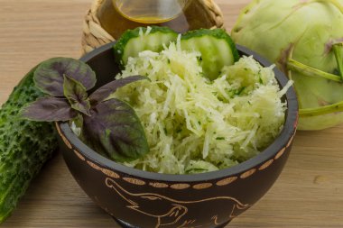 sarımsak salata