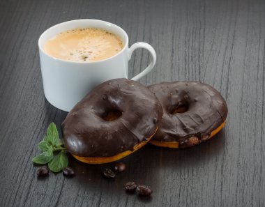 Çikolatalı donuts