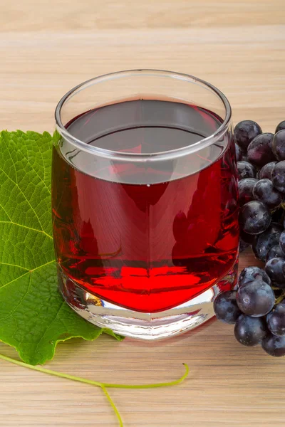 Grape juice and berries — Stock Photo, Image