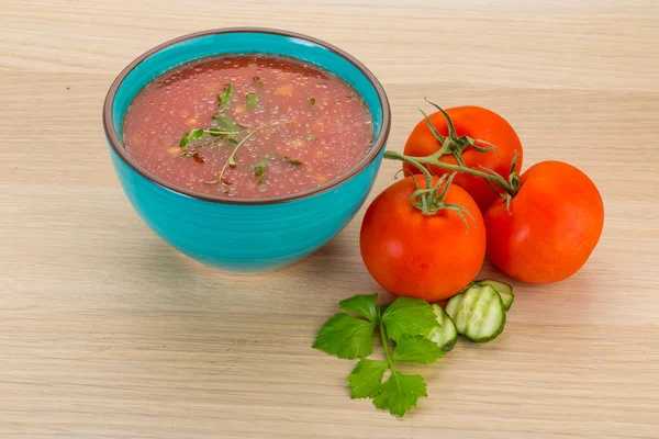 Z migdałami - zupa pomidorowa na zimno — Zdjęcie stockowe