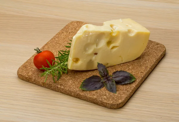 Maasdam-Käse — Stockfoto