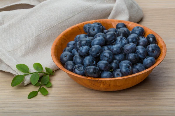 Blueberry met bladeren — Stockfoto