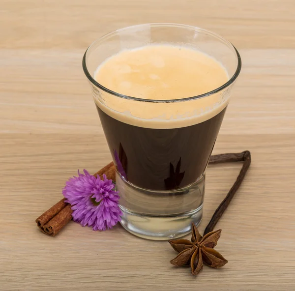 Espresso mit Blume — Stockfoto