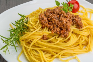 Spagetti Bolonez