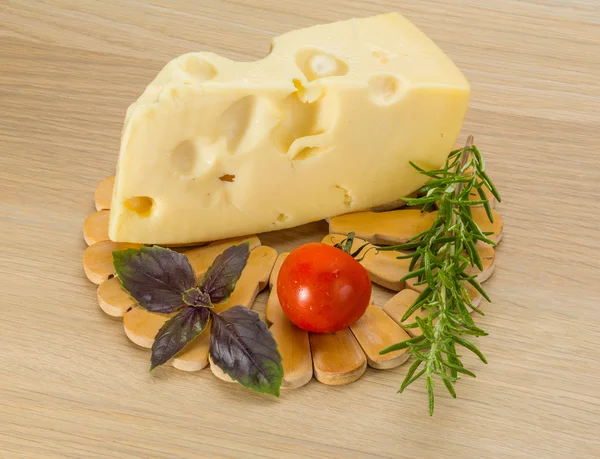 Maasdam-Käse — Stockfoto