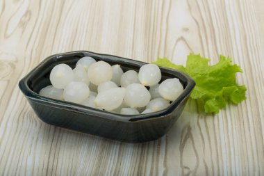 Marine edilmiş soğan