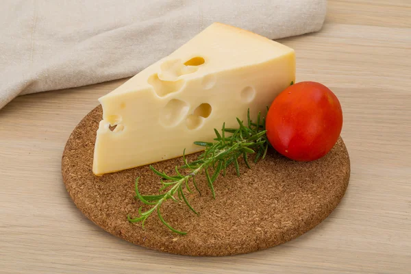 Käse-Maasdam — Stockfoto