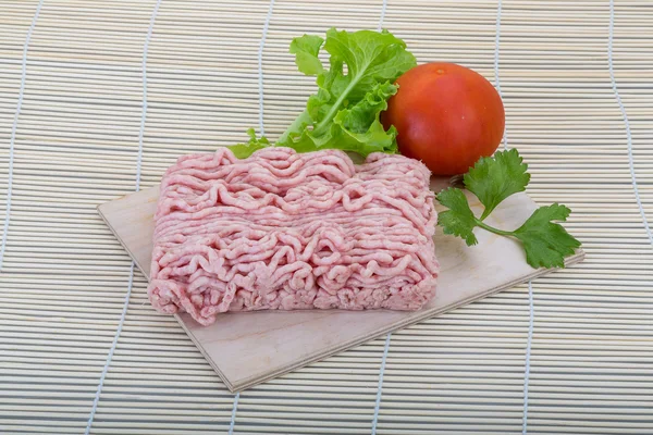 未加工みじん切りにした豚肉 — ストック写真