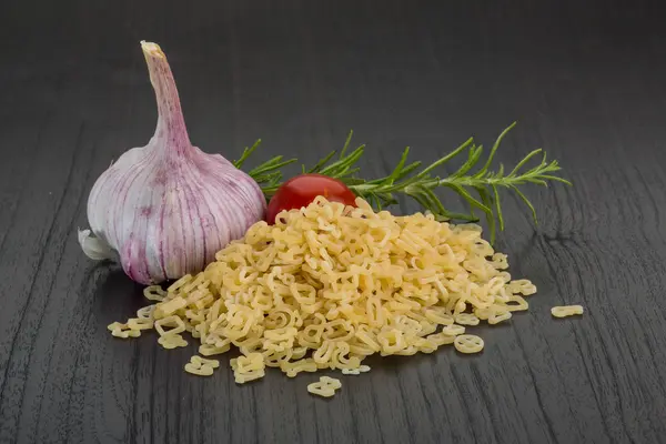 Pasta per bambini crudi — Foto Stock