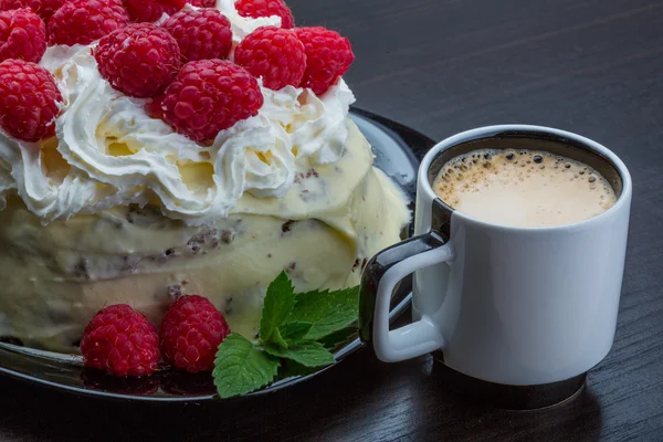 Caffè con torta di lamponi — Foto Stock