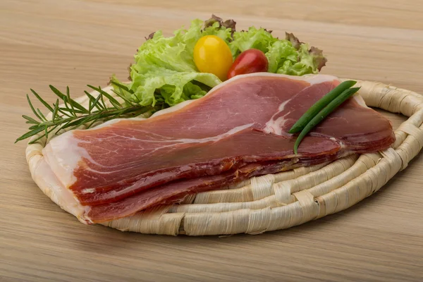 Prosciutto rozmaringgal — Stock Fotó