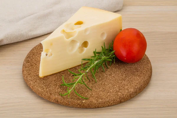 Käse-Maasdam — Stockfoto