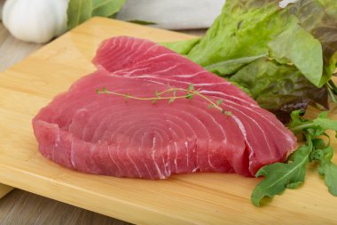 çiğ orkinos biftek