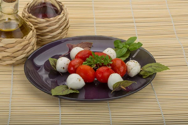 Caprese salatası — Stok fotoğraf