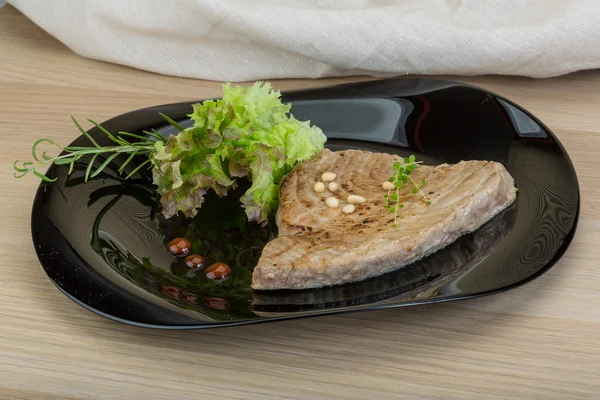 Steak z grilovaného tuňáka — Stock fotografie