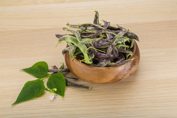 Bohnen mit Blatt — Stockfoto