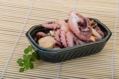 Deniz ürünleri kokteyl