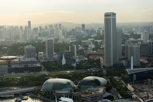 Uitzicht op singapore stad skyline — Stockfoto