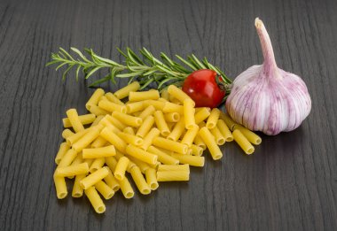Rosemary ile ham penne