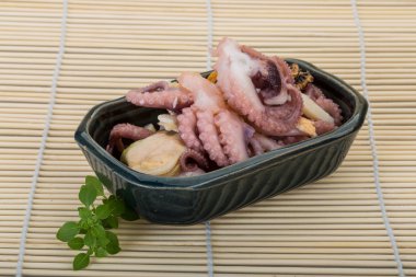 Deniz ürünleri kokteyl