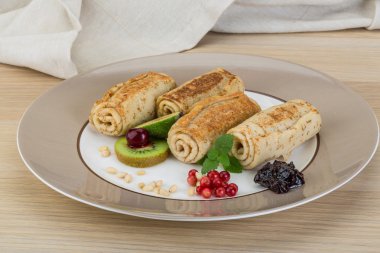 çilek ile Pancakes